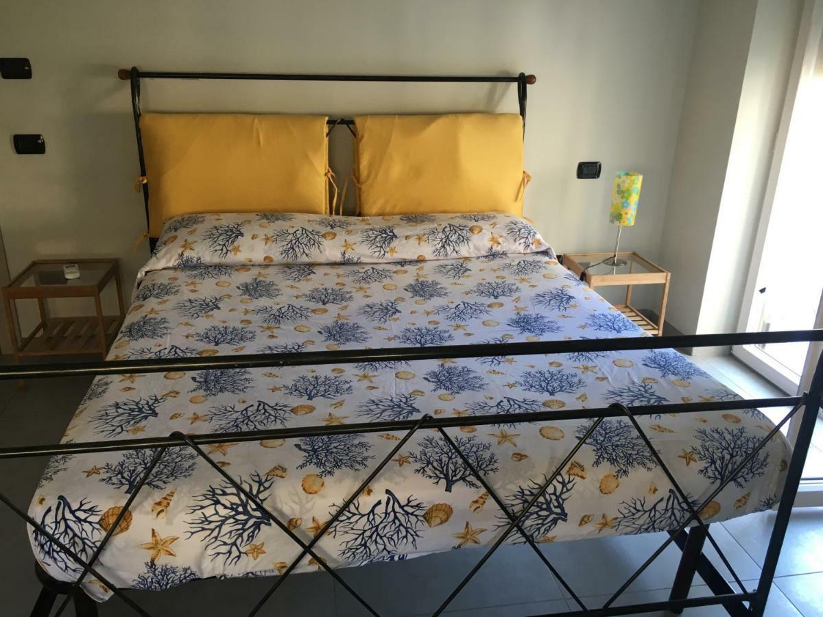 Blu Mare Lejlighed Salerno Eksteriør billede